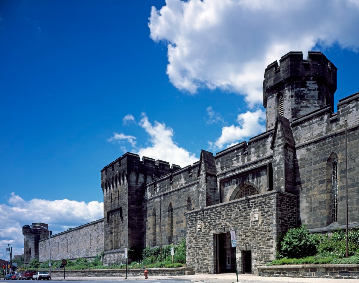 🏚️ Eastern State Penitentiary: Philadelphia’s Most Haunting Historic Landmark